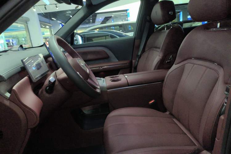 Used VOYAH Titan 2026 Model Max Left Front Seat