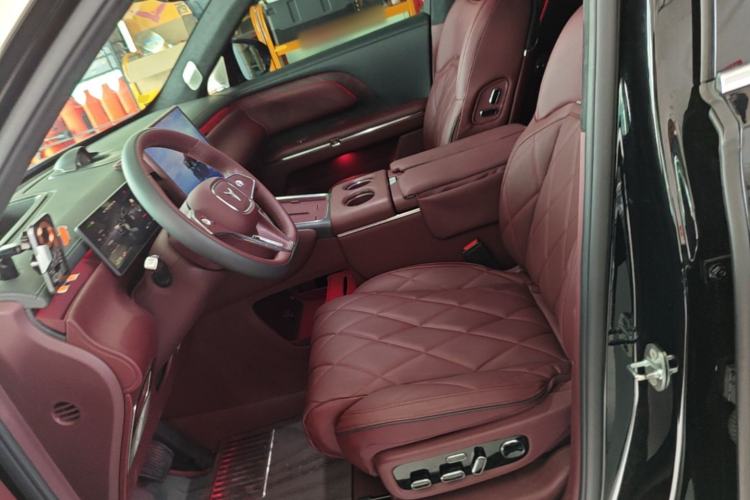Used VOYAH Titan 2026 Model Max+ Left Front Seat