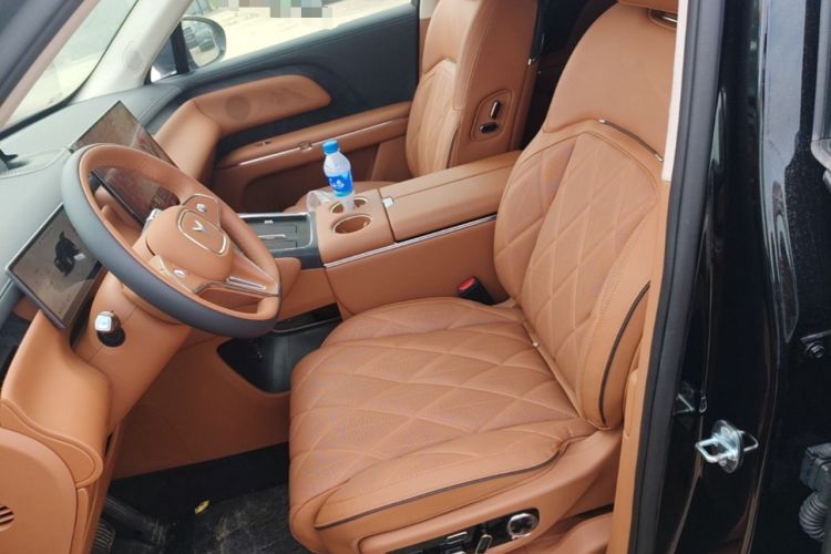 Used VOYAH Titan 2026 Model Max+ Left Front Seat