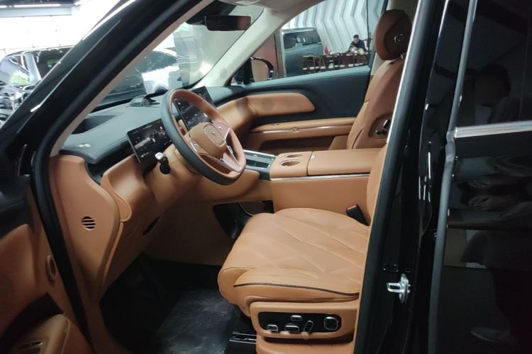 Used VOYAH Titan 2026 Model Max+ Left Front Seat