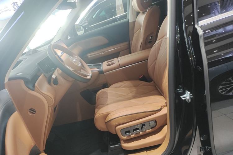 Used VOYAH Titan 2026 Model Max+ Left Front Seat