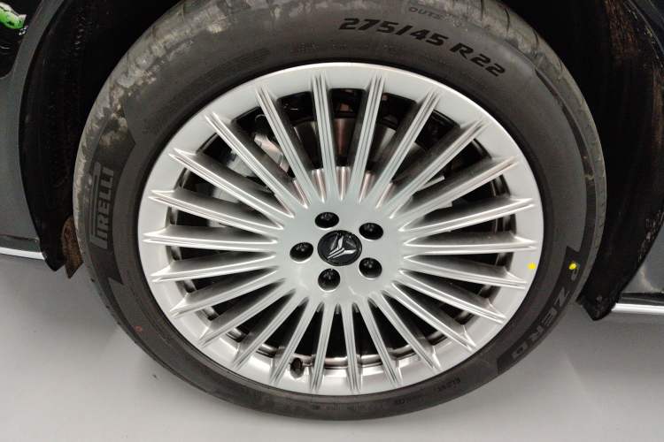 Used VOYAH Titan 2026 Model Max Left Front Wheel Hub