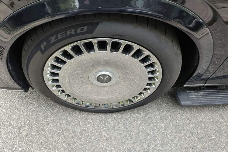 Used VOYAH Titan 2026 Model Max+ Left Front Wheel Hub
