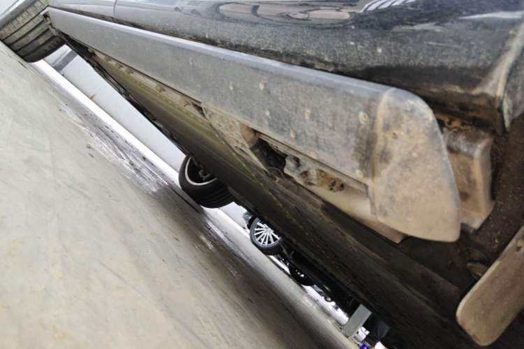 Used VOYAH Titan 2026 Model Max+ Left Side Sill