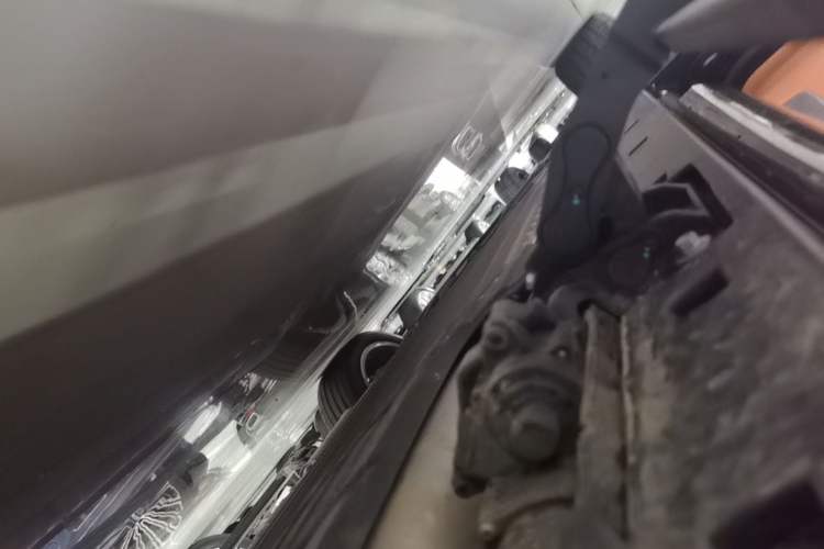Used VOYAH Titan 2026 Model Max+ Left Side Sill