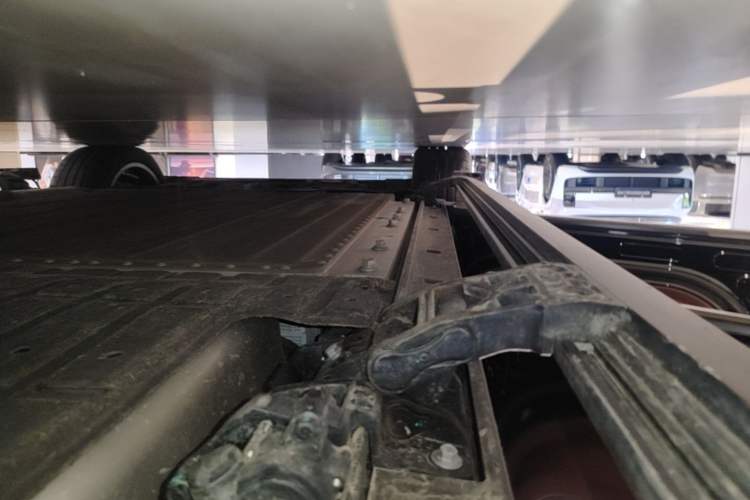Used VOYAH Titan 2026 Model Max+ Left Side Sill