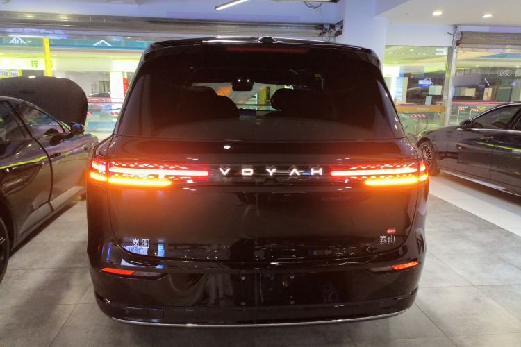 Used VOYAH Titan 2026 Model Max Rear