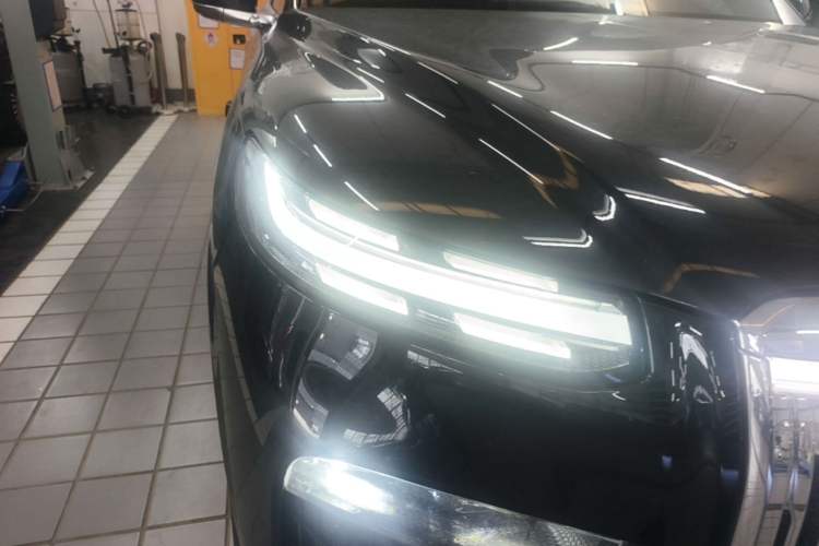 Used VOYAH Titan 2026 Model Max+ Right Front Headlight