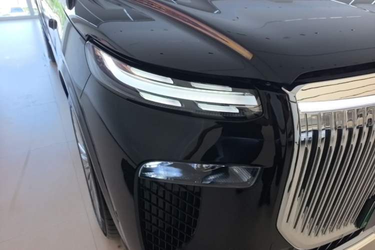 Used VOYAH Titan 2026 Model Max+ Right Front Headlight