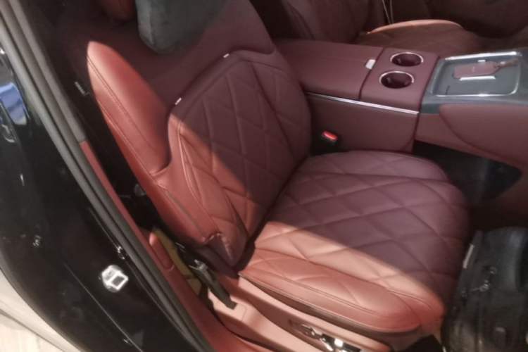 Used VOYAH Titan 2026 Model Max+ Right Front Seat