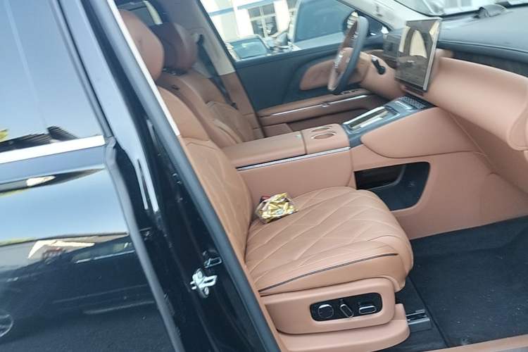Used VOYAH Titan 2026 Model Max+ Right Front Seat
