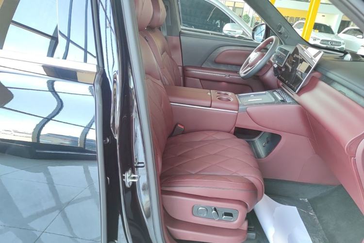 Used VOYAH Titan 2026 Model Max+ Right Front Seat