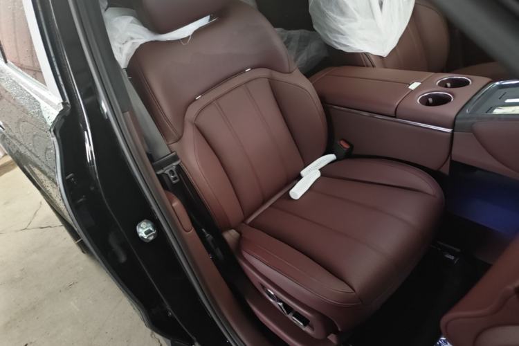 Used VOYAH Titan 2026 Model Max Right Front Seat