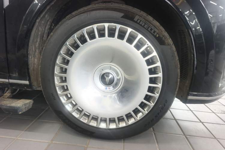 Used VOYAH Titan 2026 Model Max+ Right Front Wheel Hub