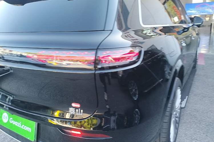 Used VOYAH Titan 2026 Model Max+ Right Rear Taillight