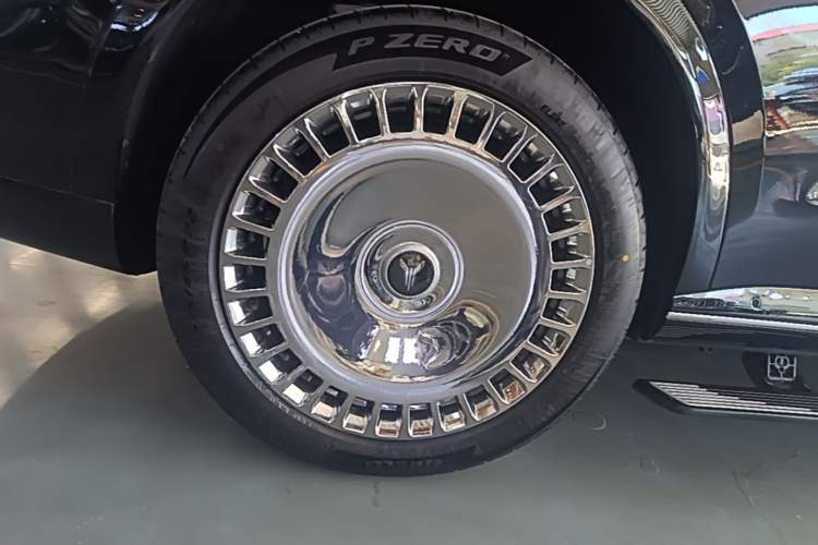 Used VOYAH Titan 2026 Model Max+ Right Rear Wheel Hub