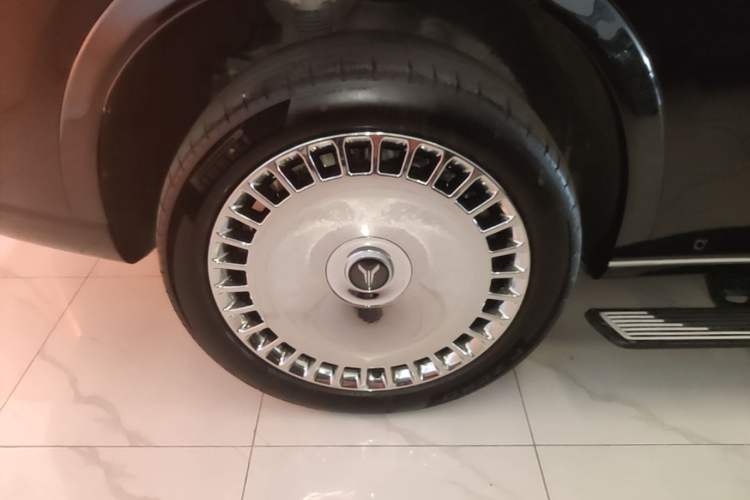 Used VOYAH Titan 2026 Model Max+ Right Rear Wheel Hub