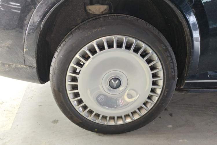 Used VOYAH Titan 2026 Model Max+ Right Rear Wheel Hub