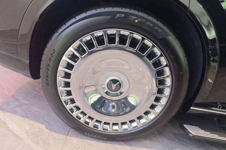 Used VOYAH Titan 2026 Model Max+ Right Rear Wheel Hub