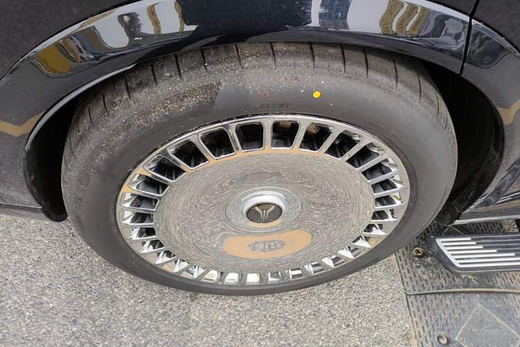 Used VOYAH Titan 2026 Model Max+ Right Rear Wheel Hub