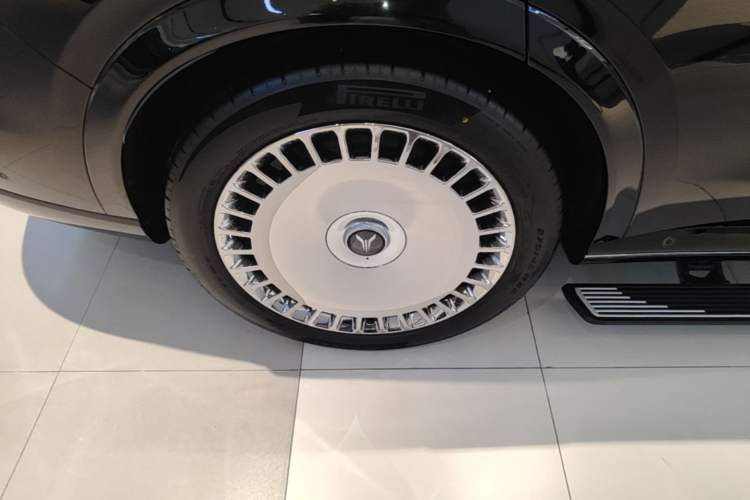 Used VOYAH Titan 2026 Model Max+ Right Rear Wheel Hub