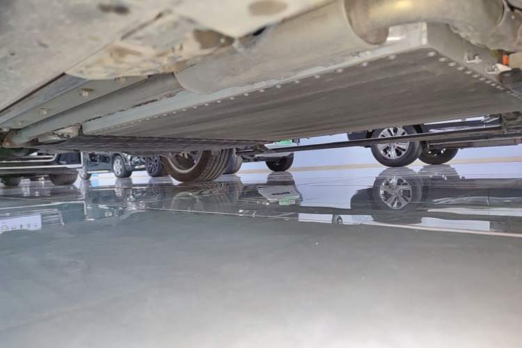Used VOYAH Titan 2026 Model Max+ Right Side Sill