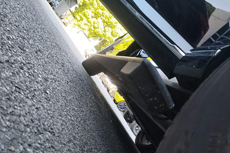 Used VOYAH Titan 2026 Model Max+ Right Side Sill
