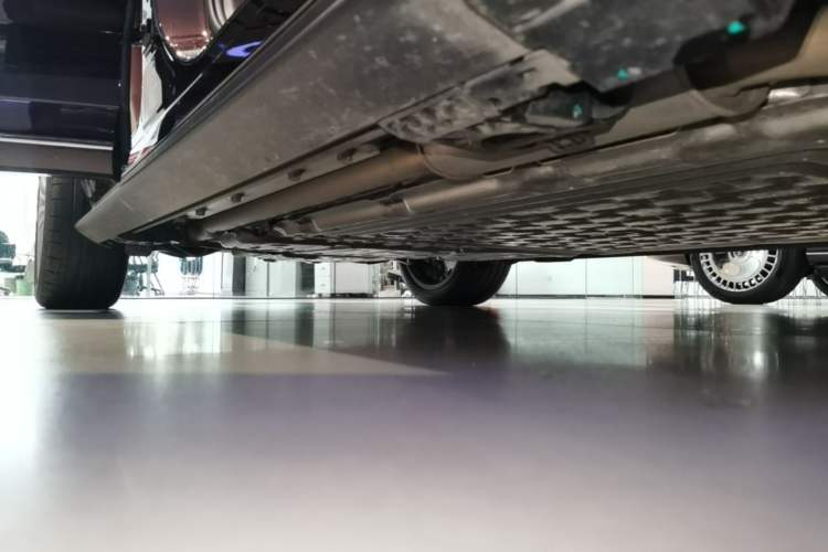 Used VOYAH Titan 2026 Model Max+ Right Side Sill