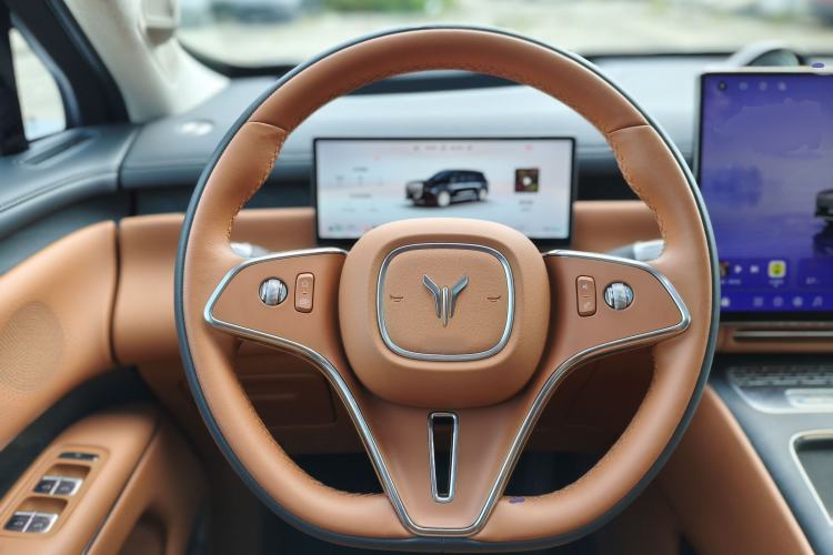 Used VOYAH Titan 2026 Model Max+ Steering Wheel