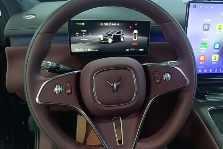 Used VOYAH Titan 2026 Model Max+ Steering Wheel