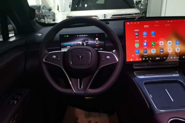 Used VOYAH Titan 2026 Model Max+ Steering Wheel