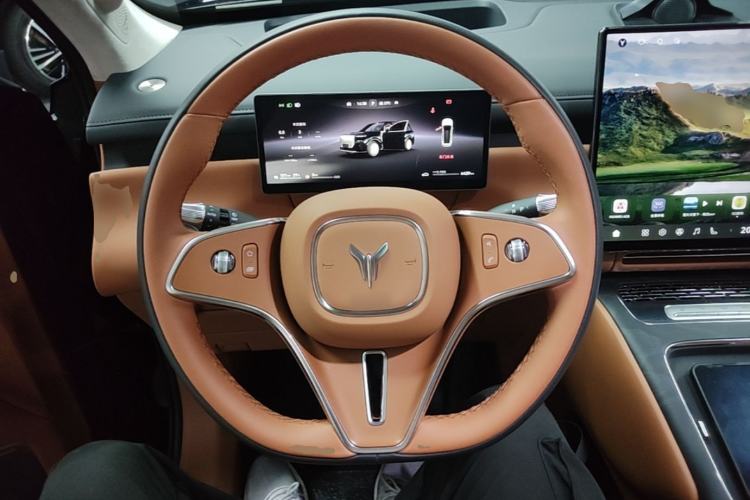 Used VOYAH Titan 2026 Model Max+ Steering Wheel