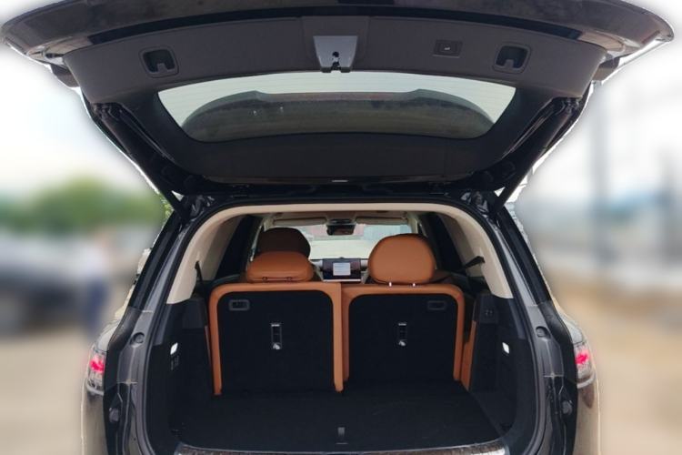 Used VOYAH Titan 2026 Model Max+ Trunk