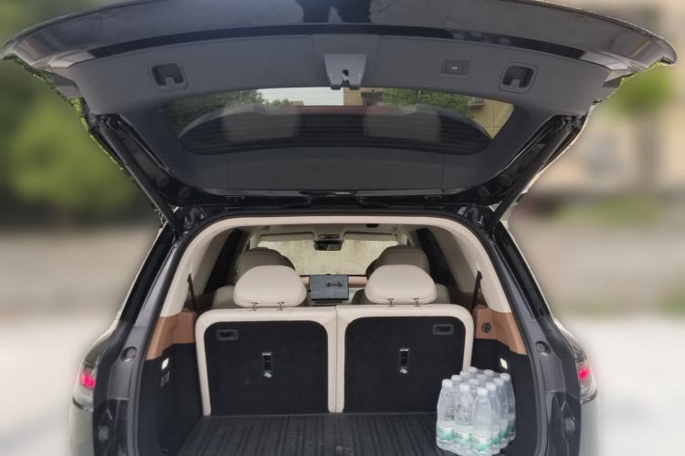 Used VOYAH Titan 2026 Model Max+ Trunk