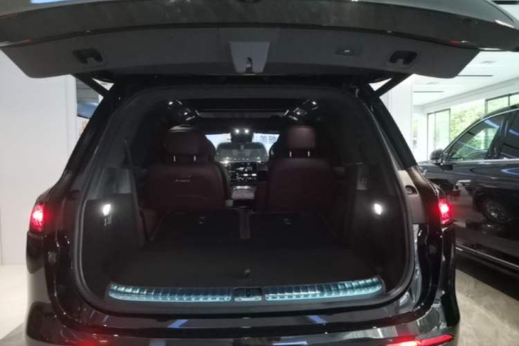 Used VOYAH Titan 2026 Model Max+ Trunk