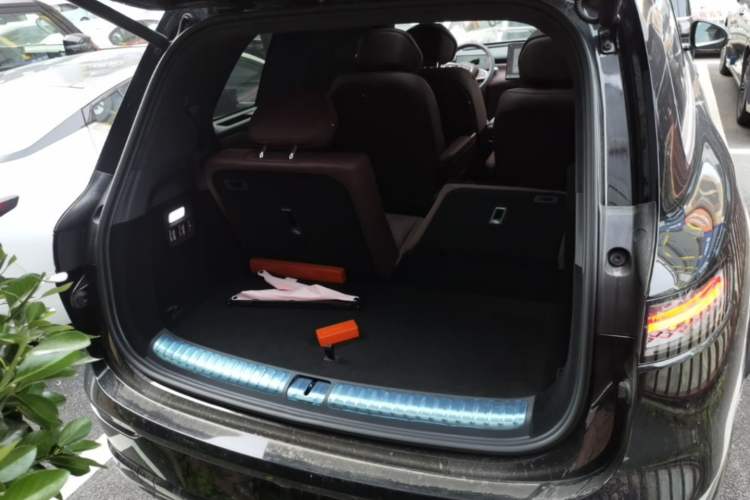 Used VOYAH Titan 2026 Model Max+ Trunk
