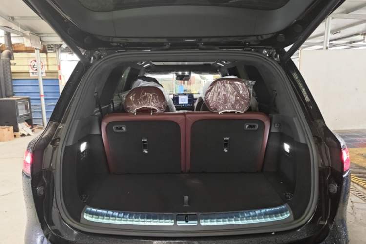 Used VOYAH Titan 2026 Model Max Trunk