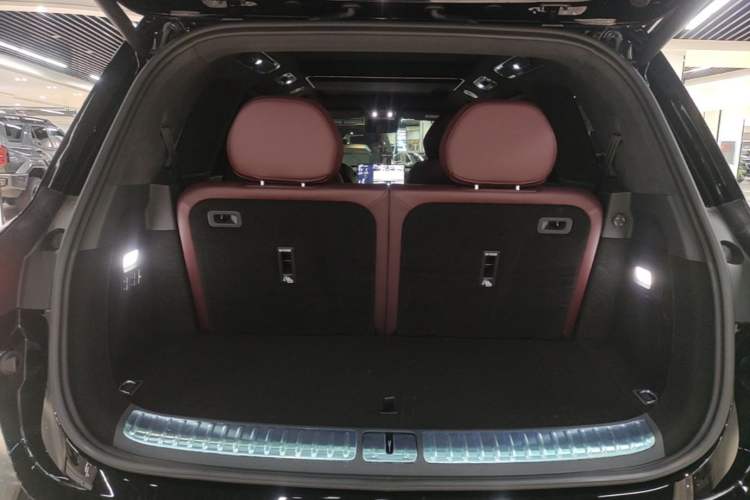 Used VOYAH Titan 2026 Model Max+ Trunk