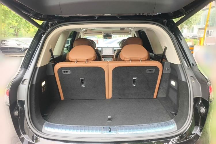 Used VOYAH Titan 2026 Model Max+ Trunk
