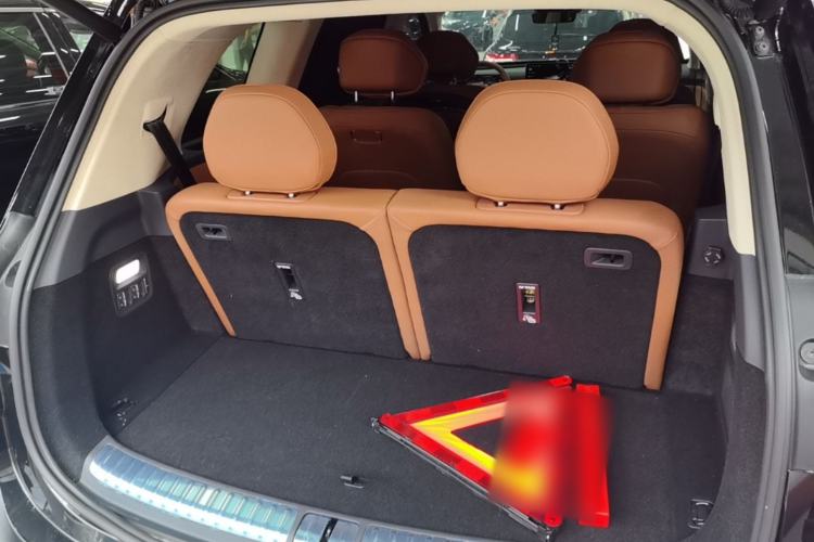Used VOYAH Titan 2026 Model Max+ Trunk