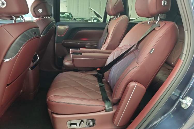 Used VOYAH Titan 2026 Model Max+ Left Rear Seat