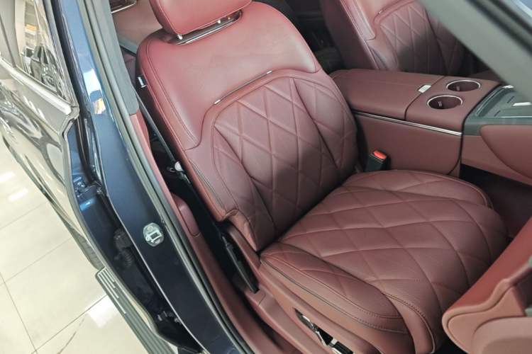 Used VOYAH Titan 2026 Model Max+ Right Front Seat