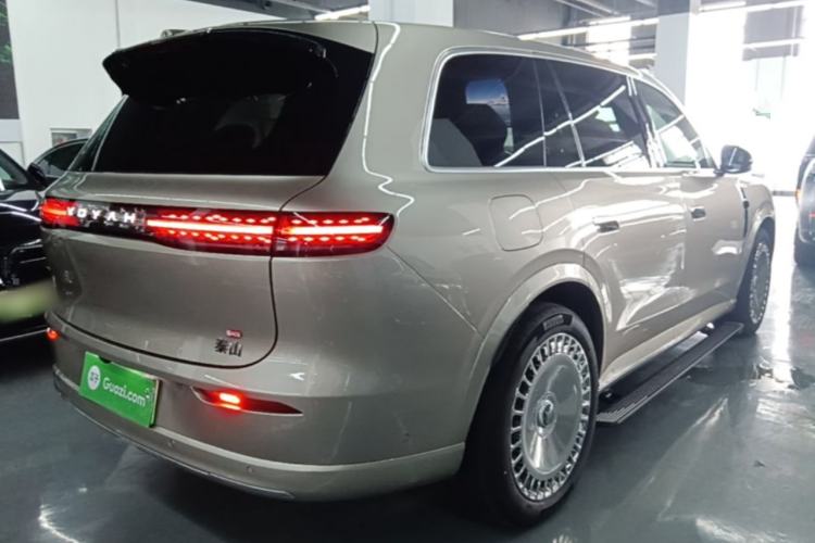 Used VOYAH Titan 2026 Model Max+ Rear Right 45 Deg