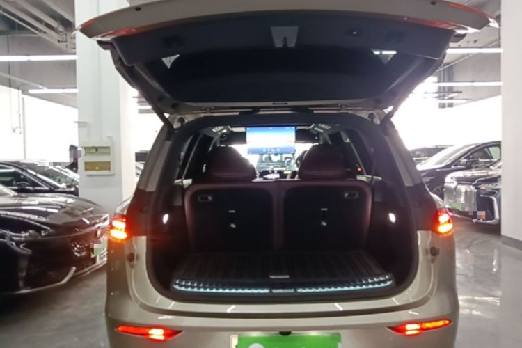 Used VOYAH Titan 2026 Model Max+ Trunk