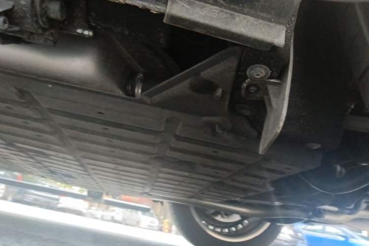 Used VOYAH Titan 2026 Model Max+ Chassis Rear Left