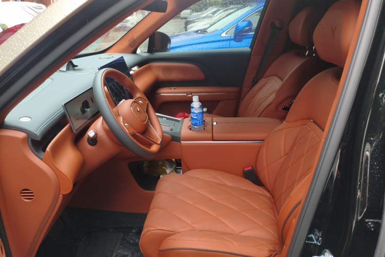 Used VOYAH Titan 2026 Model Ultra Left Front Seat