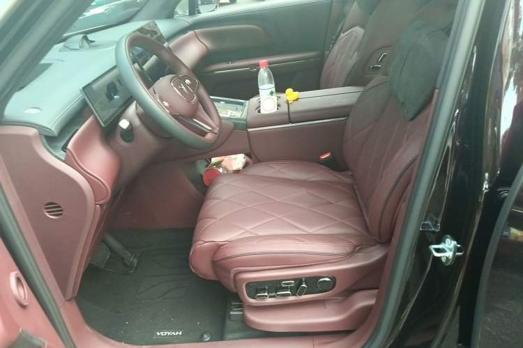 Used VOYAH Titan 2026 Model Max+ Left Front Seat