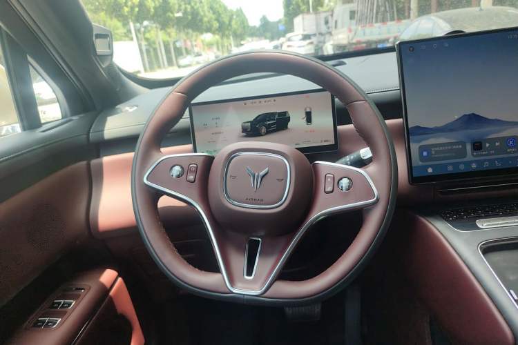 Used VOYAH Titan 2026 Model Max+ Steering Wheel