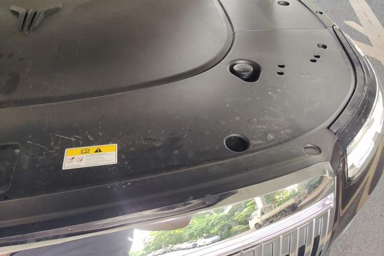 Used VOYAH Titan 2026 Model Max+ Engine Bay Left