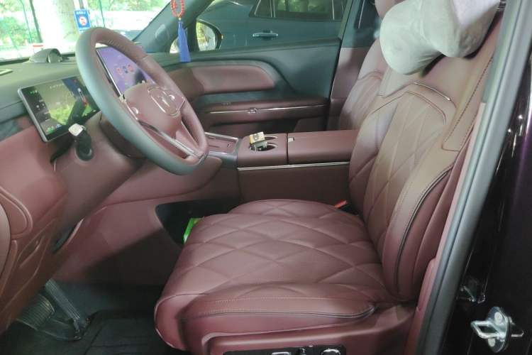 Used VOYAH Titan 2026 Model Max+ Left Front Seat